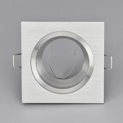 Høyvoltsinnbyggingslampe Soley, kantet