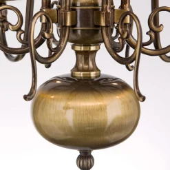 IMKE lysekrone i flamsk stil