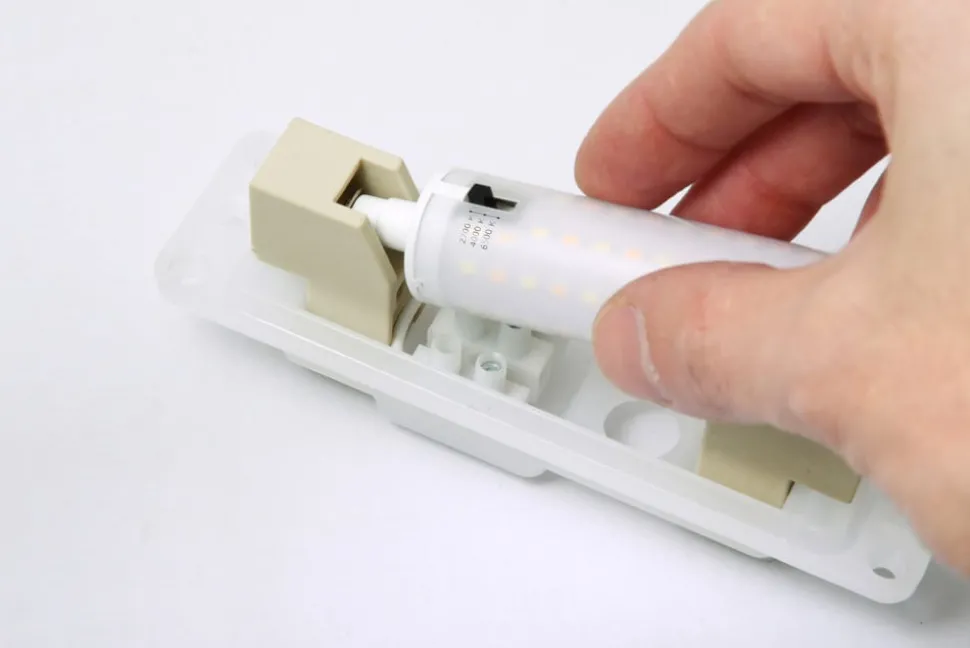 Innbyggingslampe Nina IP55 svart/opal 26 cm R7S CCT kunstharpiks