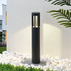 Jordis LED-gatelampe i mørkegrått