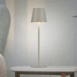 JUST LIGHT. Euria LED-bordlampe, gråbeige jern IP54