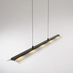 JUST LIGHT. Hengelampe Nele, svart, jern, glass