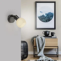 JUST LIGHT. Loki vegglampe, svart, jern, glass