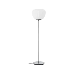 Kaizen gulvlampe, høyde 140 cm, opal, glass/metall