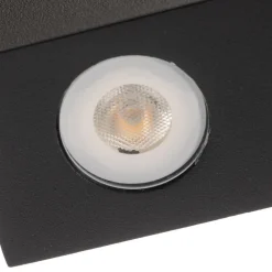 Kantet Henor utendørs vegglampe med 4 LEDs