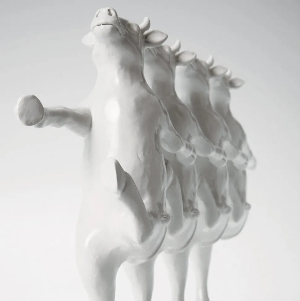 KARE Dancing Cows dekorativ figur, hvit, polyresin, høyde 23 cm