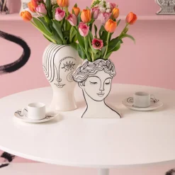 KARE Favola Lady-vase, høyde 25 cm, keramikk, svart/hvit