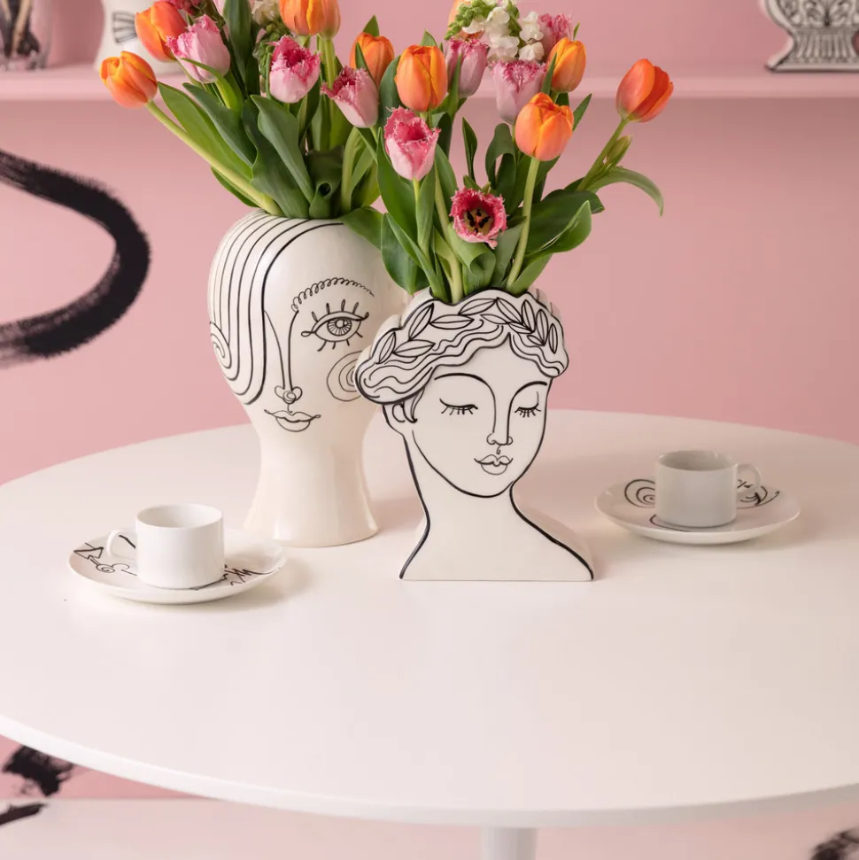 KARE Favola Lady-vase, høyde 25 cm, keramikk, svart/hvit