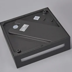 Kvadratisk utetaklampe Nerea