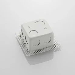 LED innfelt vegglampe Pordis, IP65, kantet