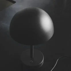 LED-bordlampe Ellen To-Go, svart, aluminium