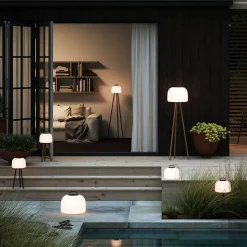 LED-bordlampe Kettle Tripod metall, skjerm 22 cm