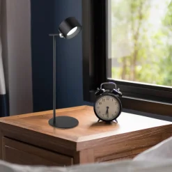 LED-bordlampe med batteri Jorje CCT 4 i 1 svart