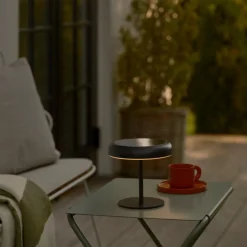 LED-bordlampe med solcellepanel og batteri Elmer, svart, metall, IP44