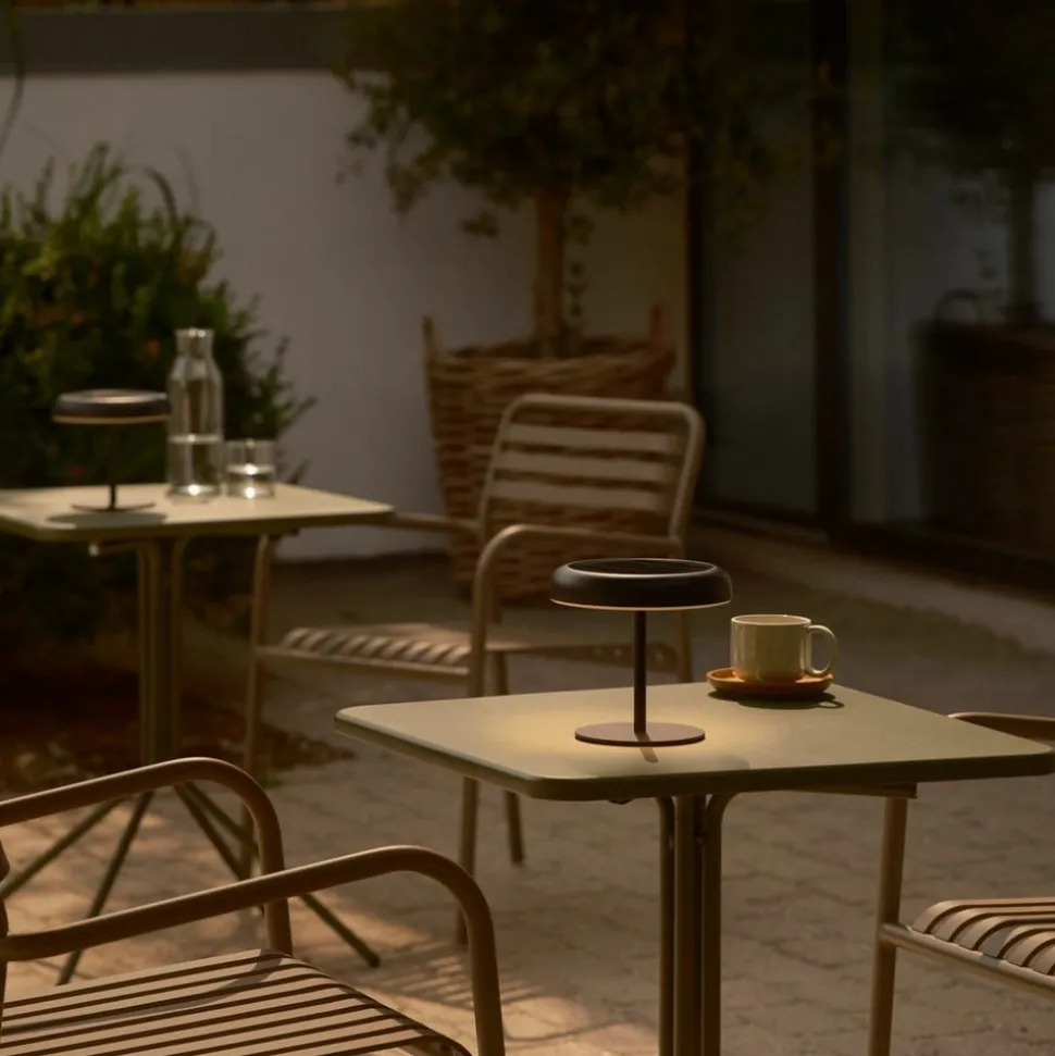 LED-bordlampe med solcellepanel og batteri Elmer, svart, metall, IP44