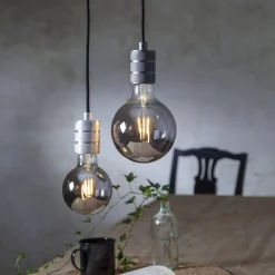 LED-globepære E27 1,8W Plain Smoke 2 100 K Ø 95mm