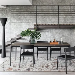 LED-gulvlampe Carrara med dimmer, svart