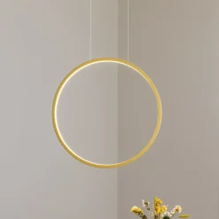 LED-hengelampe Saturno vertikal, gull, Ø 50 cm, metall