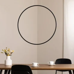 LED-hengelampe Saturno vertikal, svart, Ø 80 cm, metall