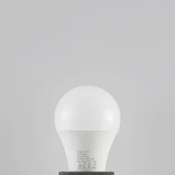 LED-pære E27 A60 9,5W 3 000 K opal 3 stk