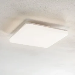 LED-sensor taklampe Pronto, kantet, 33x33cm