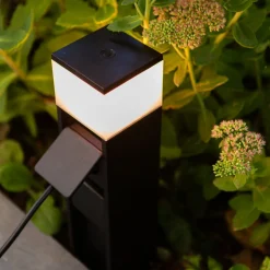 LED-sokkellampe Mains med stikkontakt