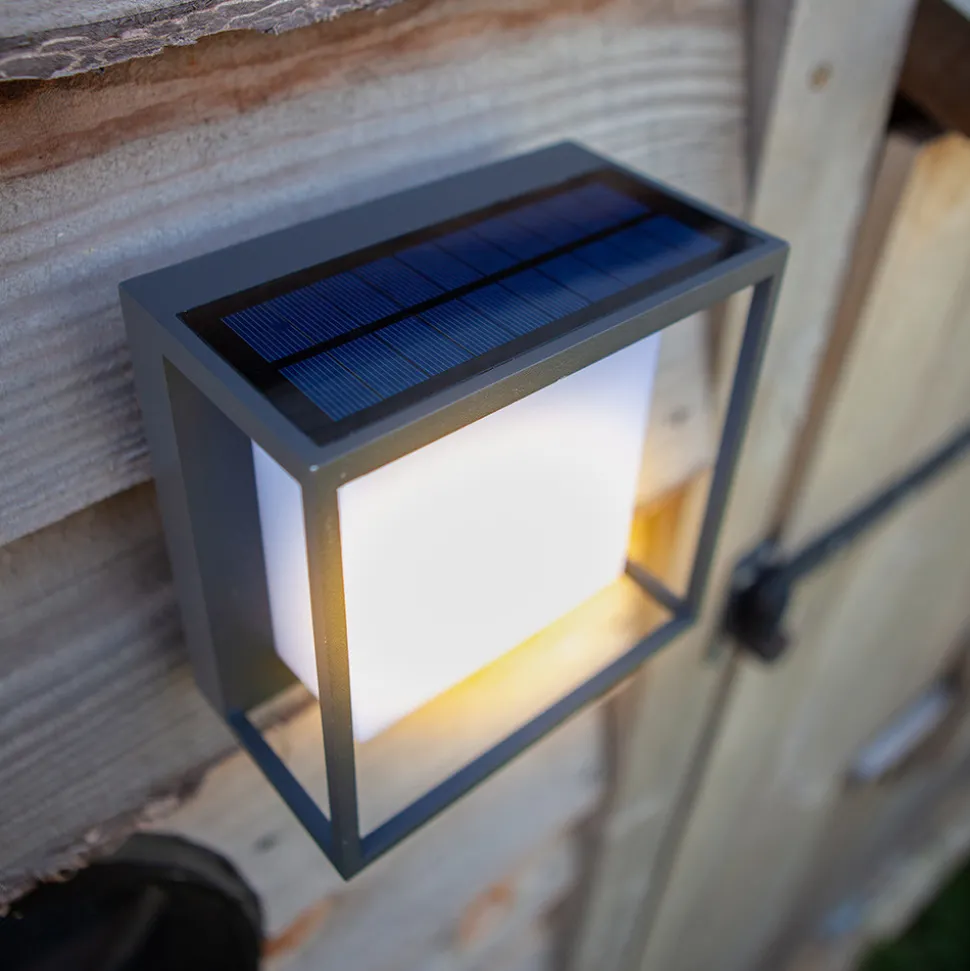 LED-solcellelampe Curtis med bevegelsessensor