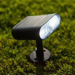 LED-solcellelampe Ginbo for vegg og gulv