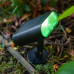 LED-solcellelampe Ginbo for vegg og gulv