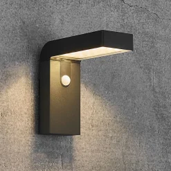 LED-solcellevegglampe Alya med bevegelsessensor