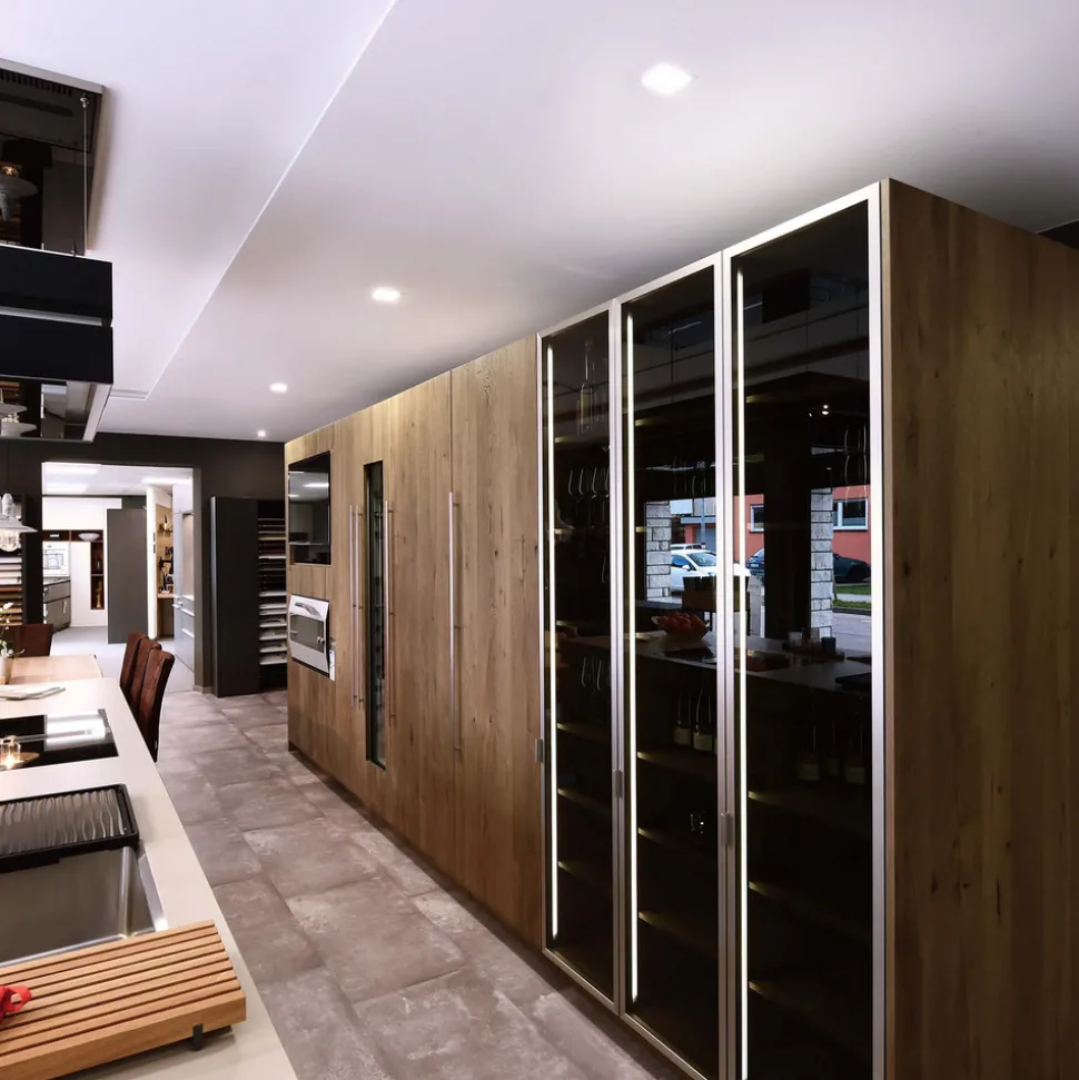 LED-takinnfellingslampe Alya hvit 12x12cm 3 000 K