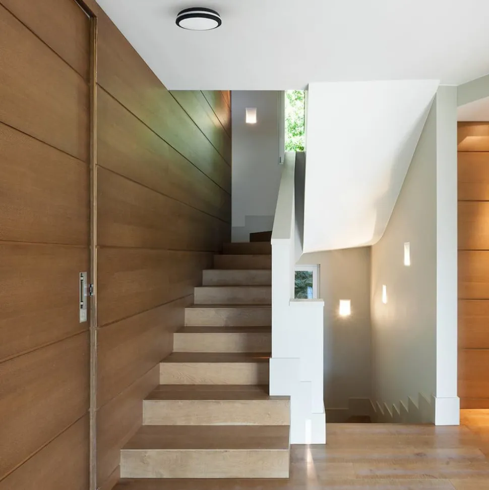 LED-taklampe Marlon, Ø 22 cm, svart, plast, IP54