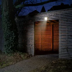 LEDVANCE Endura Pro Flood Sensor LED spot 27W hvit