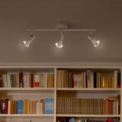 LEDVANCE LED-takspotlight GU10, tre pærer, hvit