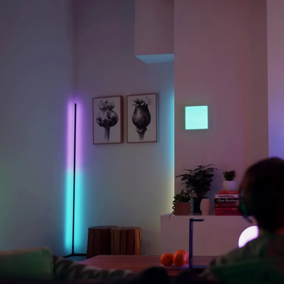 LEDVANCE SMART+ WiFi Floor Hjørne gulvlampe svart 200 cm