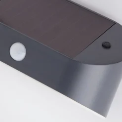 LED-vegglampe 67421BK-PIR, bevegelsessensor