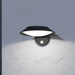LED-vegglampe Cerrisi, bredde 10,5 cm, svart, sensor