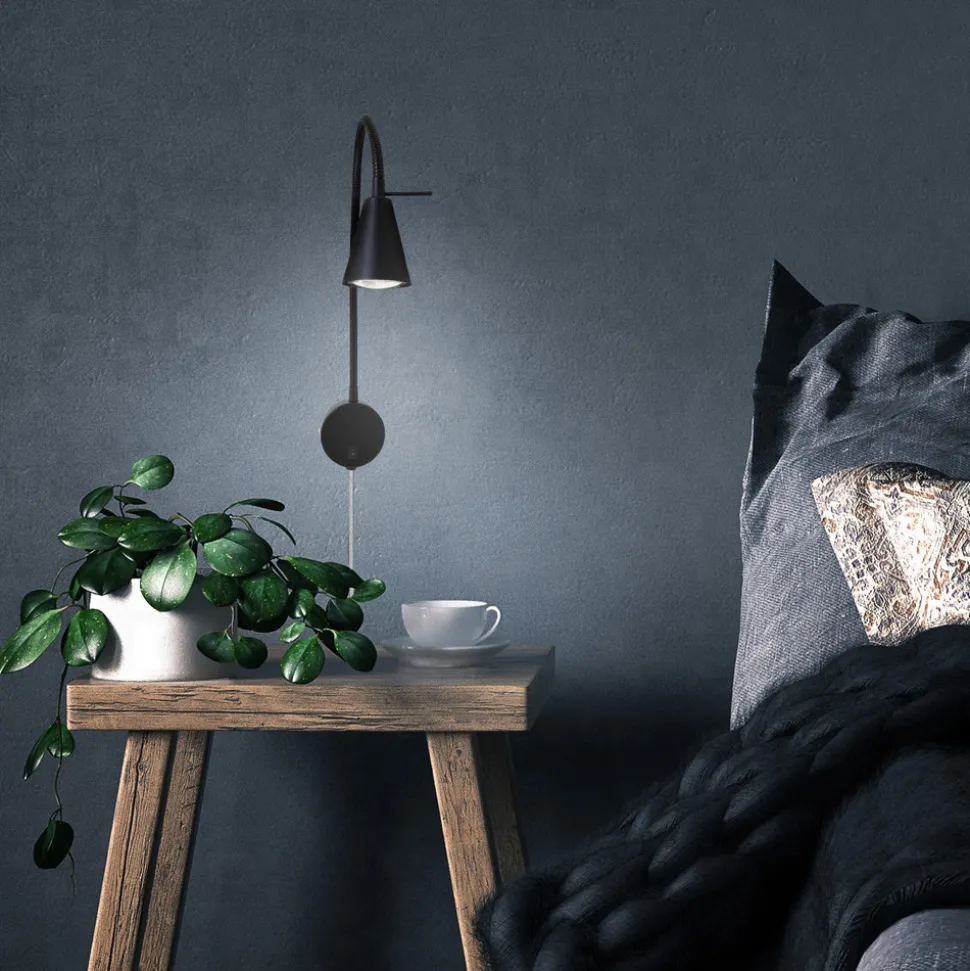 LED-vegglampe Tusa, svart, metall, 45 cm, fleksibel arm