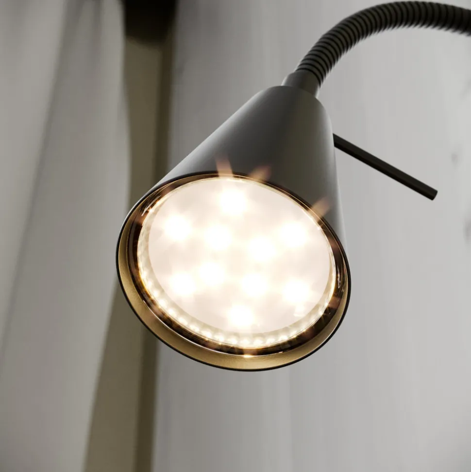 LED-vegglampe Tuso, svart, montering på seng, metall