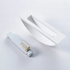 Lindby Aurel vegglampe, gips hvit halvrund