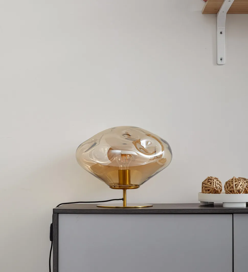 Lindby bordlampe Lelia, ravfarget, glass, metall, Ø 35 cm