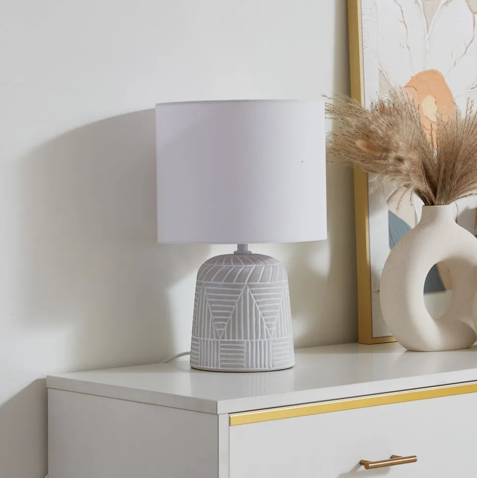 Lindby bordlampe Thalassia, hvit, Ø 26 cm, keramikk