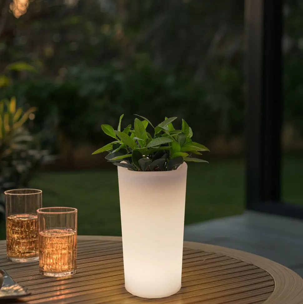 Lindby LED oppladbar blomstervase Florista, RGB, IP54, Ø 12cm, hvit