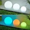 Lindby LED-solcellelamper Lago, RGBW, sett med 3 stk. kuler, jordspyd