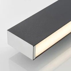 Lucande Aegisa LED utendørs LED-vegglampe, kantet