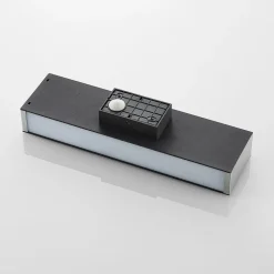 Lucande Aegisa LED utendørs LED-vegglampe, kantet