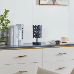 Lucande bordlampe Aeloria, svart, jern, Ø 12 cm, E27