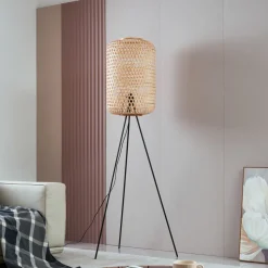 Lucande gulvlampe Jorick, bambus, stativ, høyde 166 cm