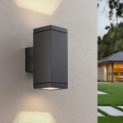 Lucande Stani utendørs vegglampe, E27, 2 lyskilder