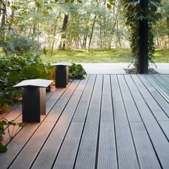 Luceplan Fienile LED-sokkellampe 32 cm mørkegrå